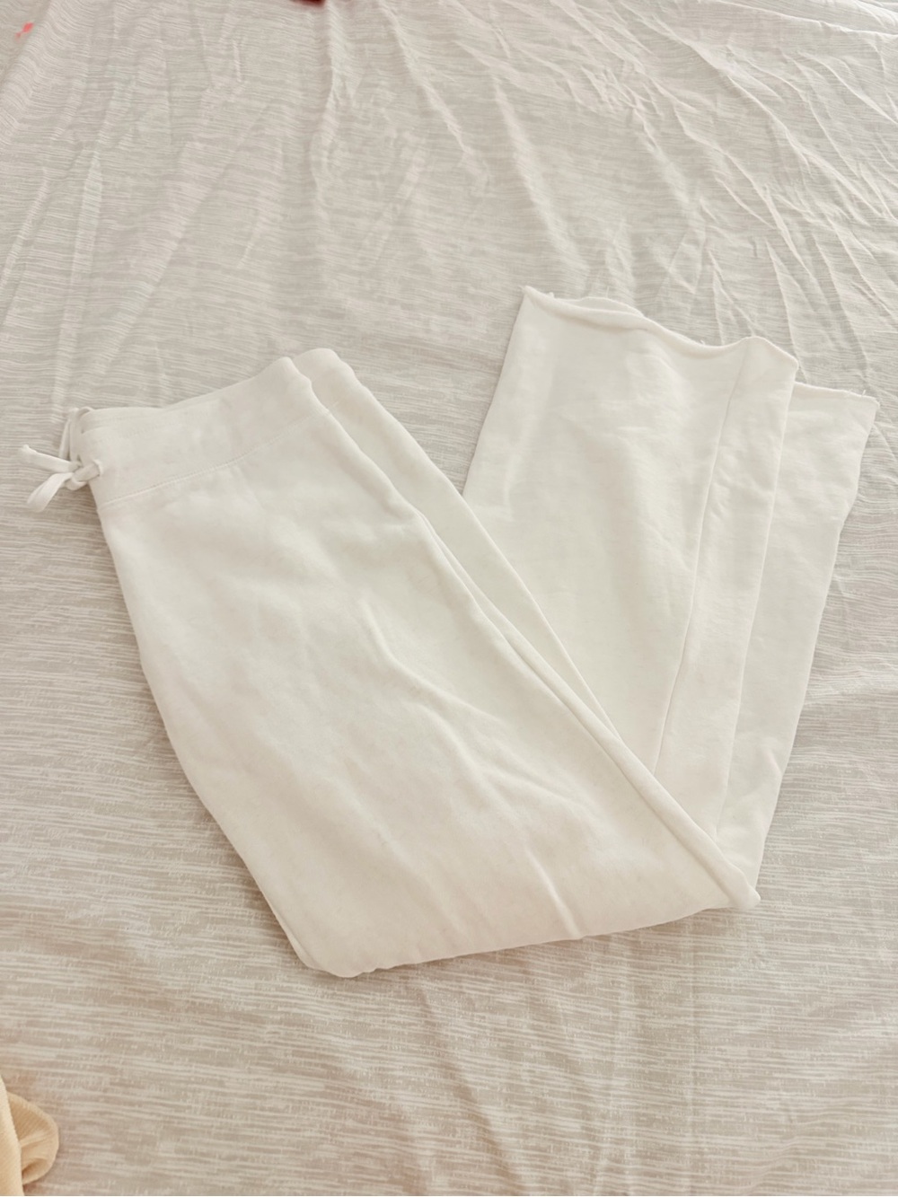 Brandy Melville White Straight Leg Pants